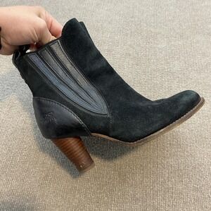 UGG Boots Womens Size 7.5 Black Leather Chelsea Ankle‎ High Block Heel 5597
